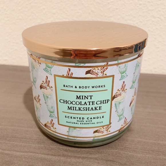 BBW Mint Chocolate chip Milkshake candle - Picture 10 of 10